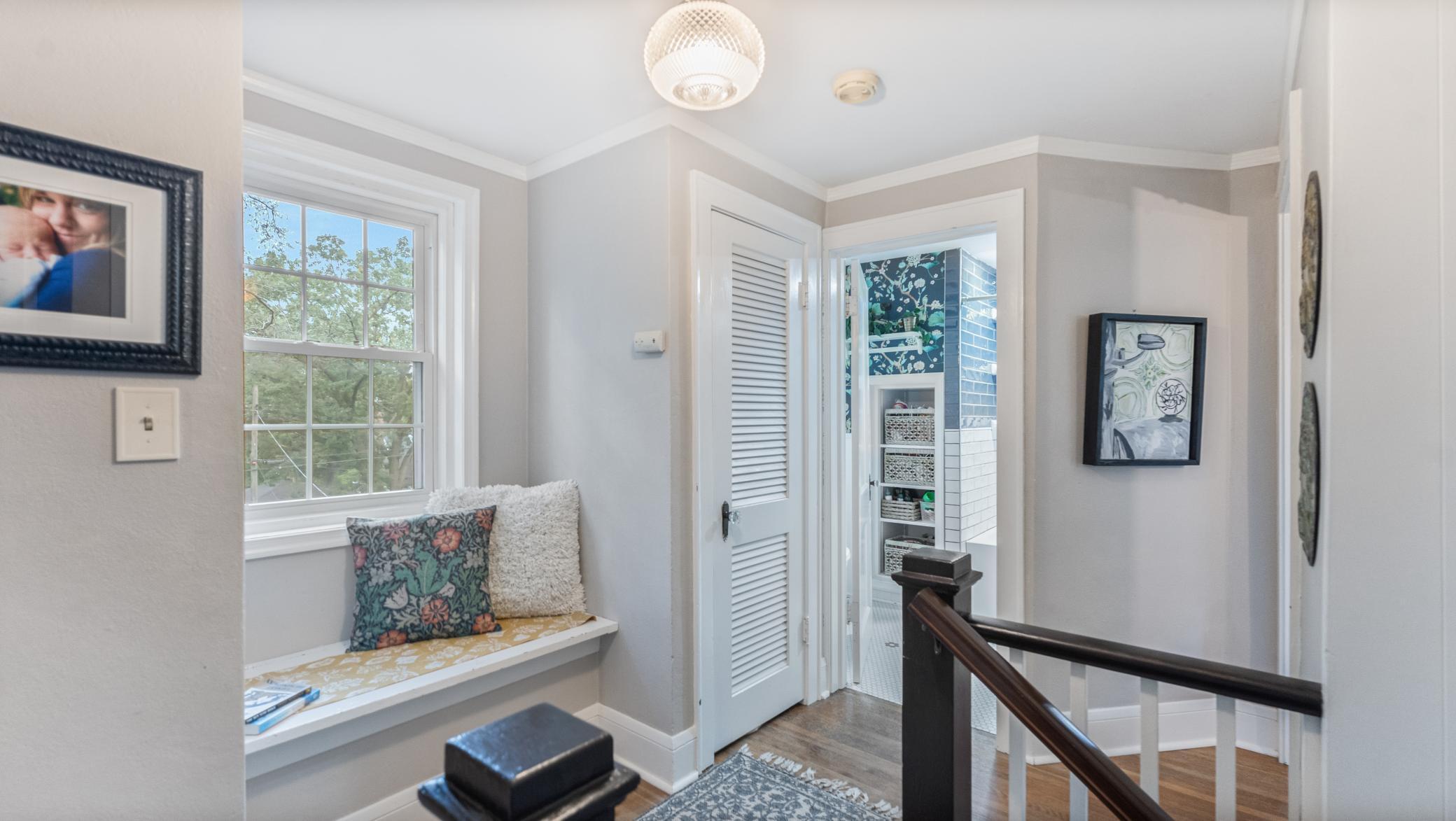 1207 Kilian Boulevard SE