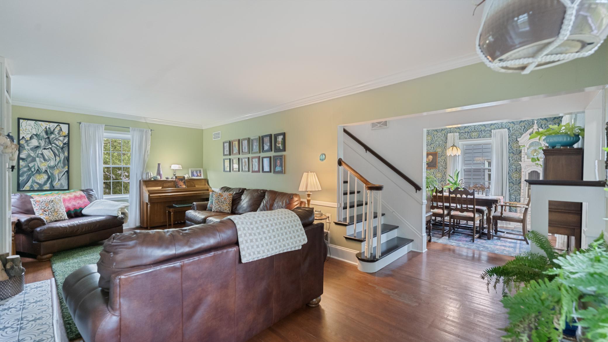 1207 Kilian Boulevard SE