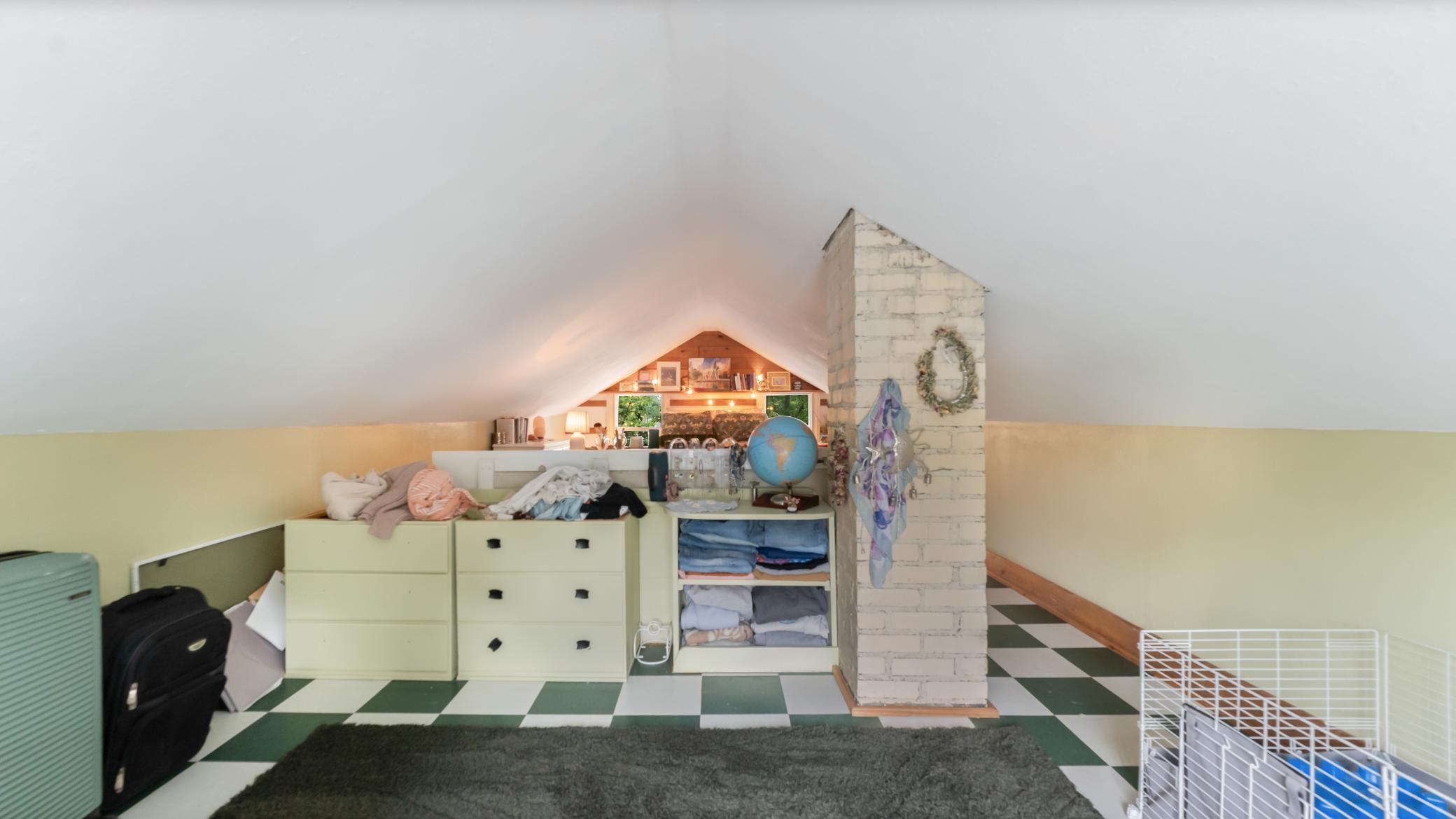 1207 Kilian Boulevard SE