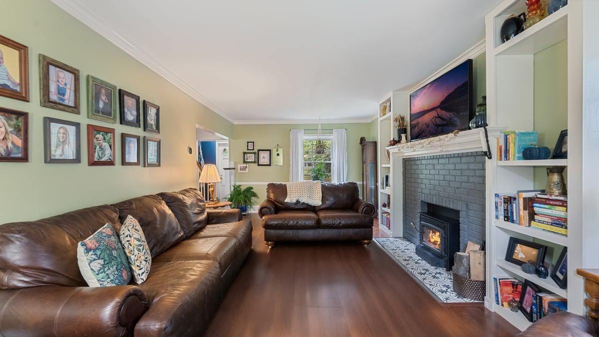 1207 Kilian Boulevard SE