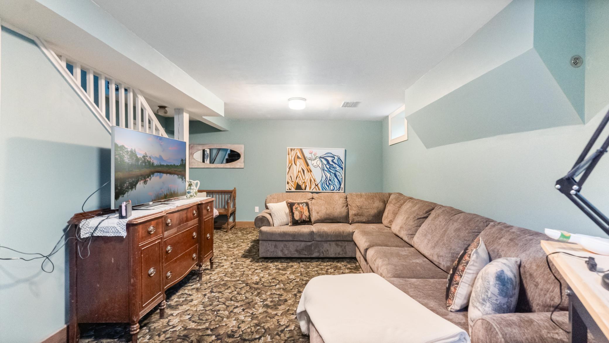 1207 Kilian Boulevard SE