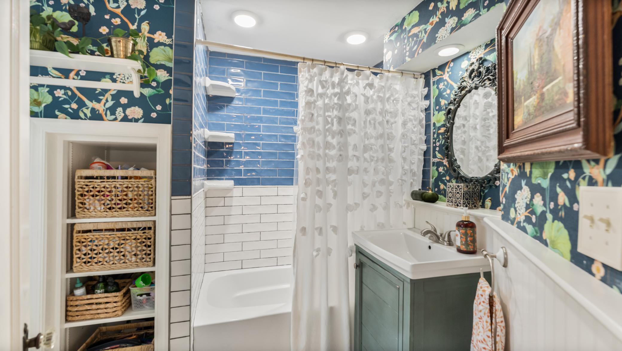 1207 Kilian Boulevard SE