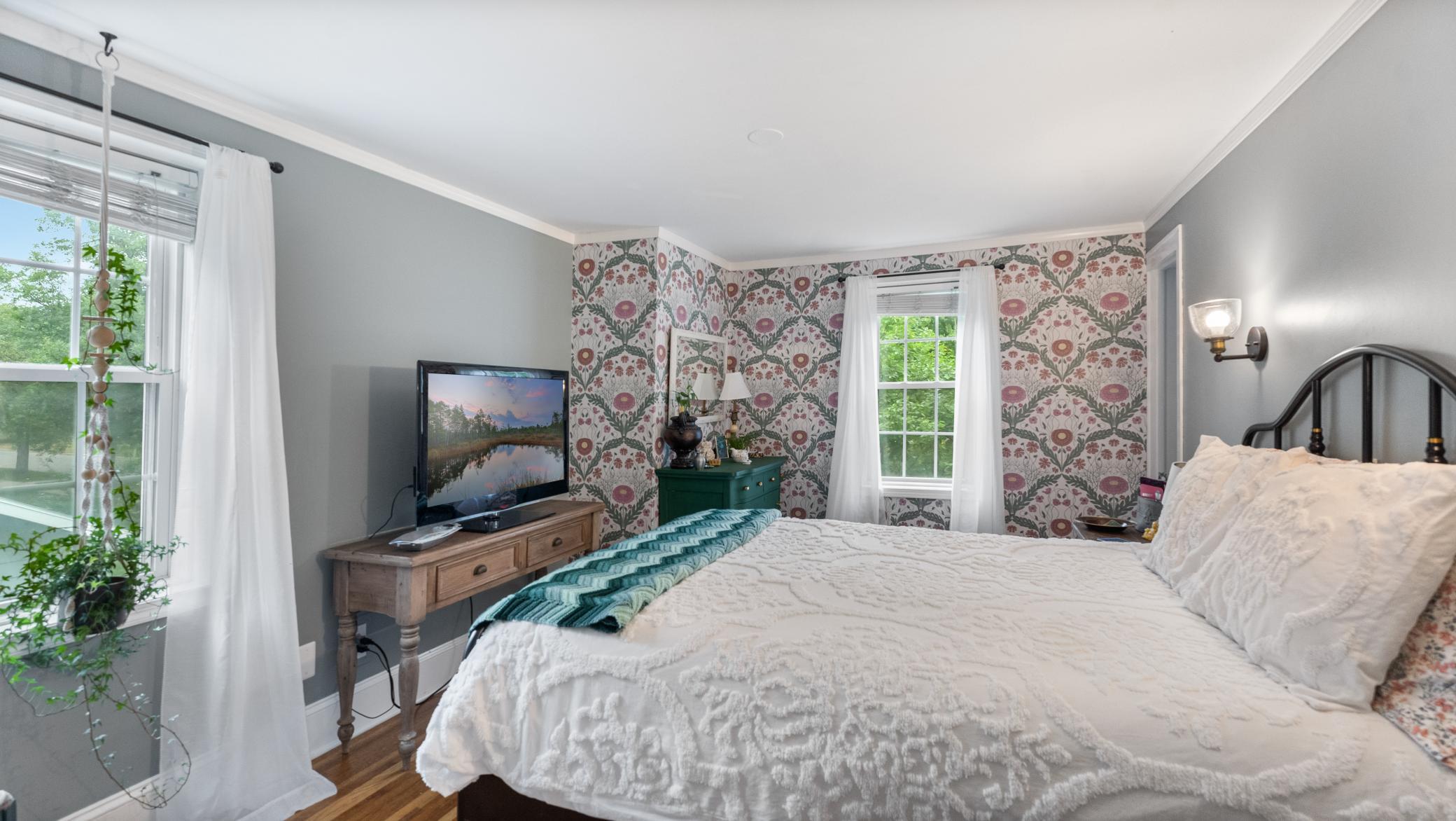 1207 Kilian Boulevard SE