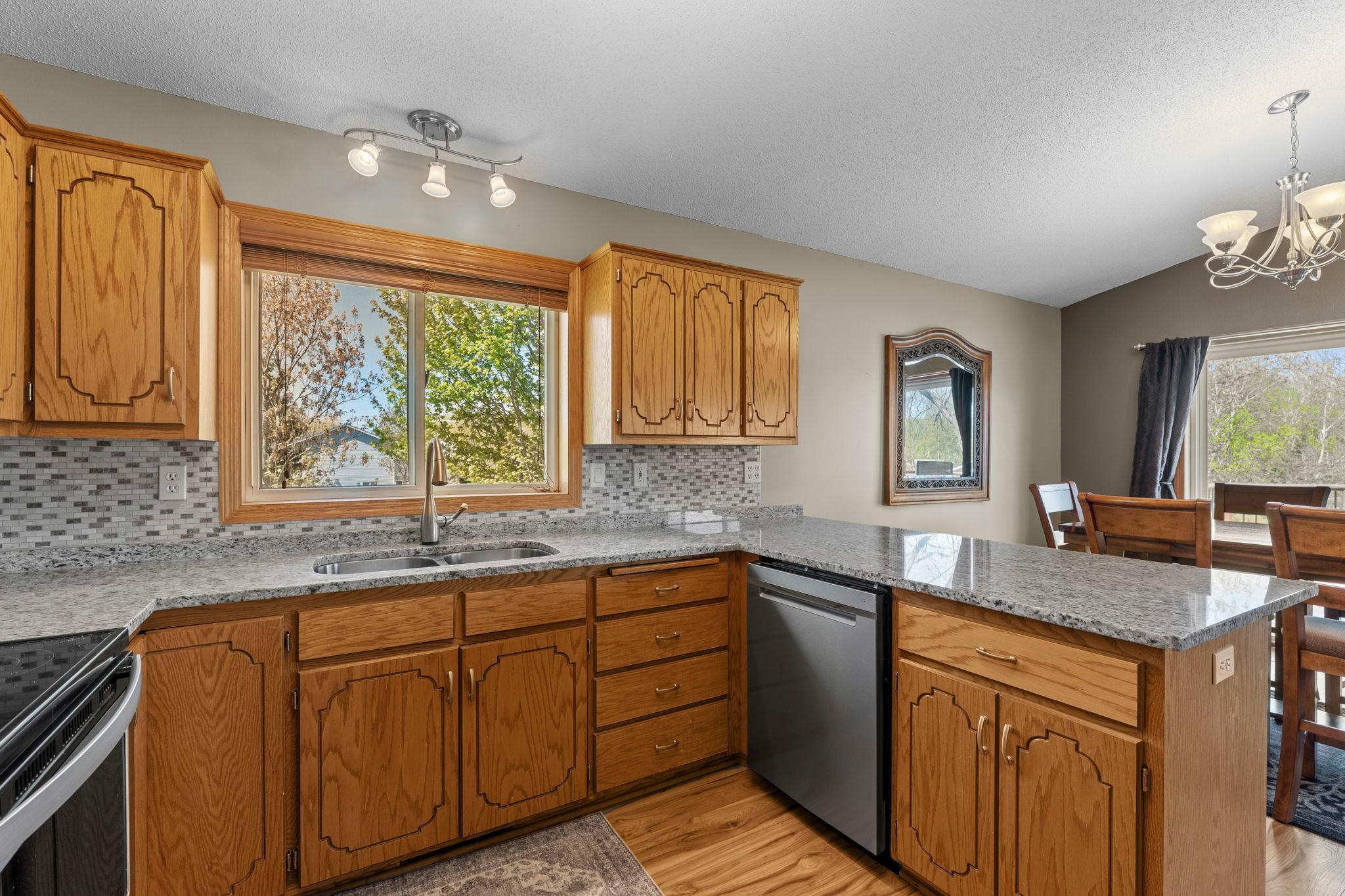 5916 Galaxy Road