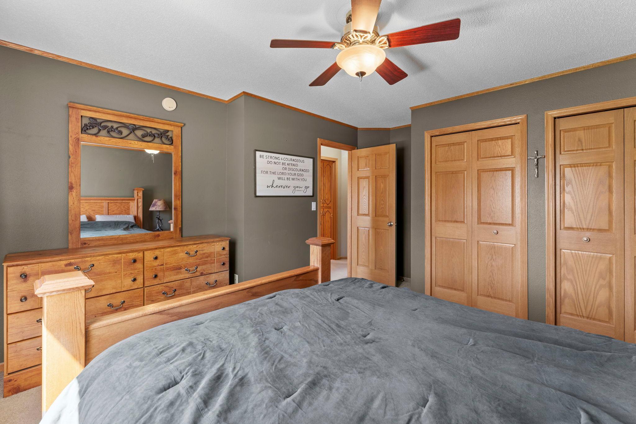 5916 Galaxy Road