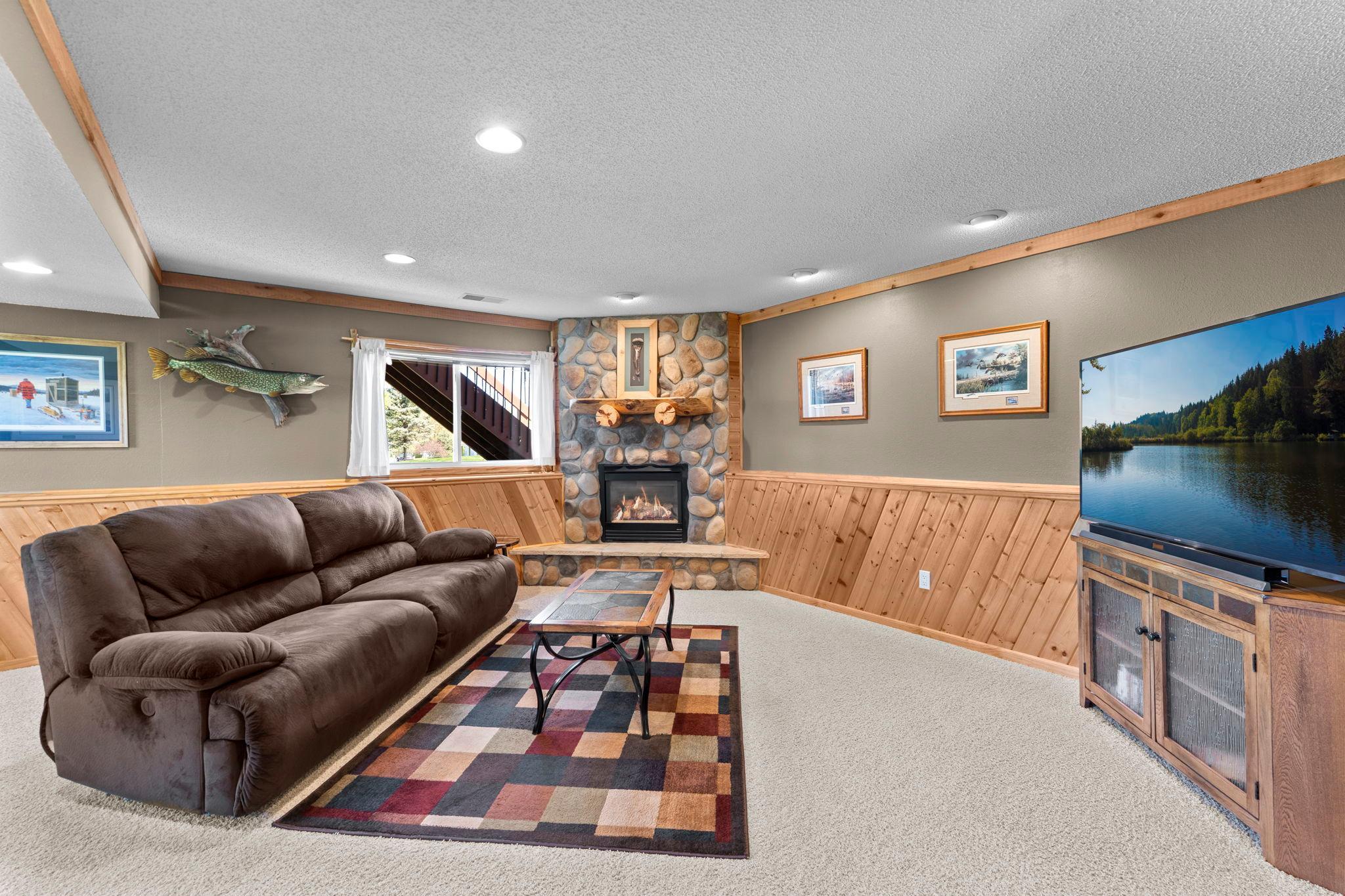 5916 Galaxy Road