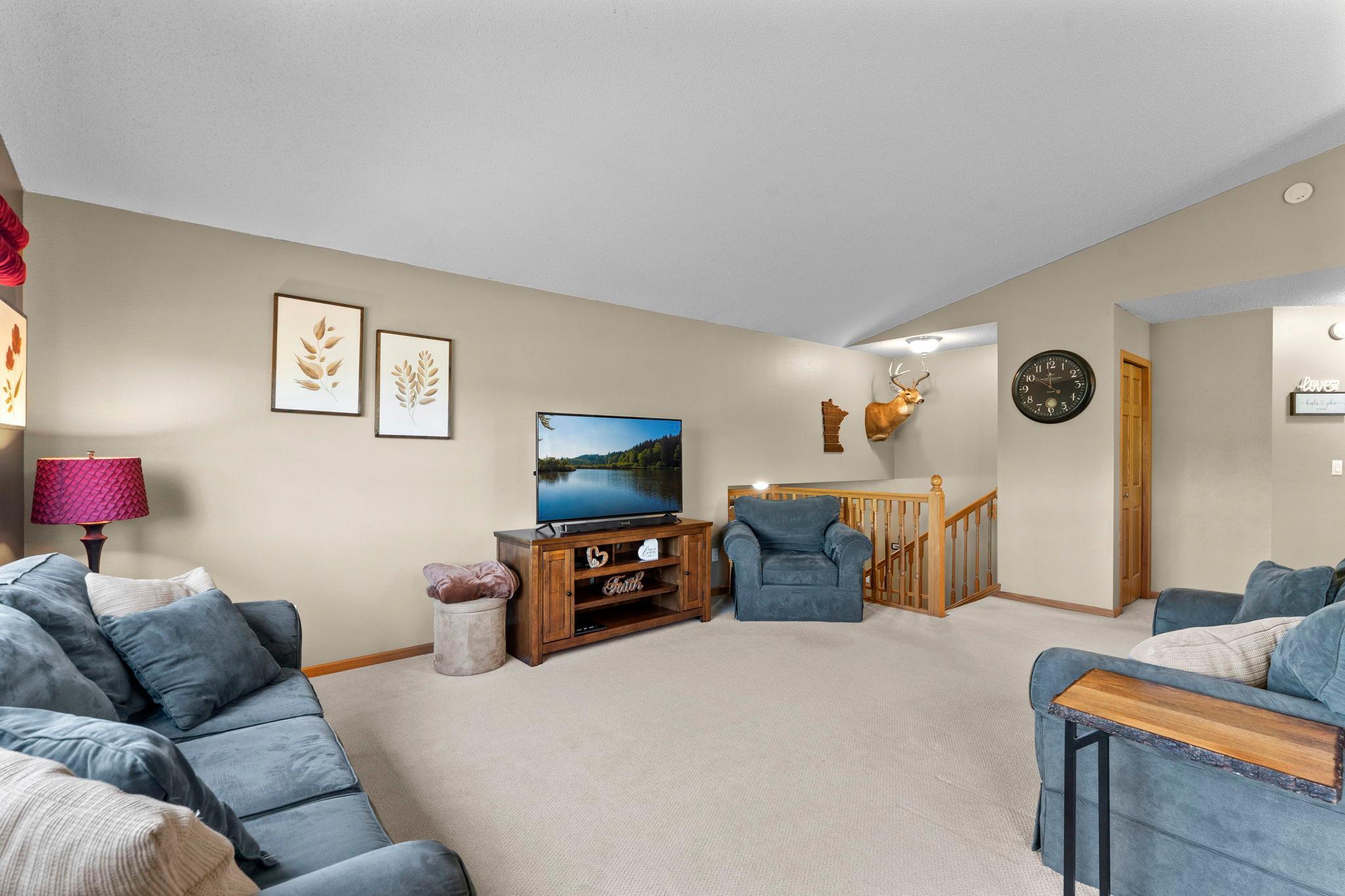 5916 Galaxy Road