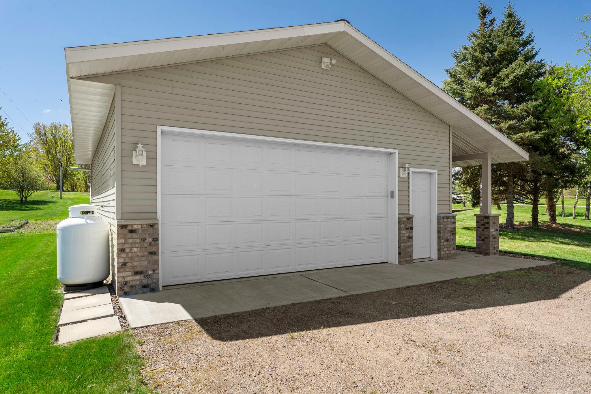 5916 Galaxy Road