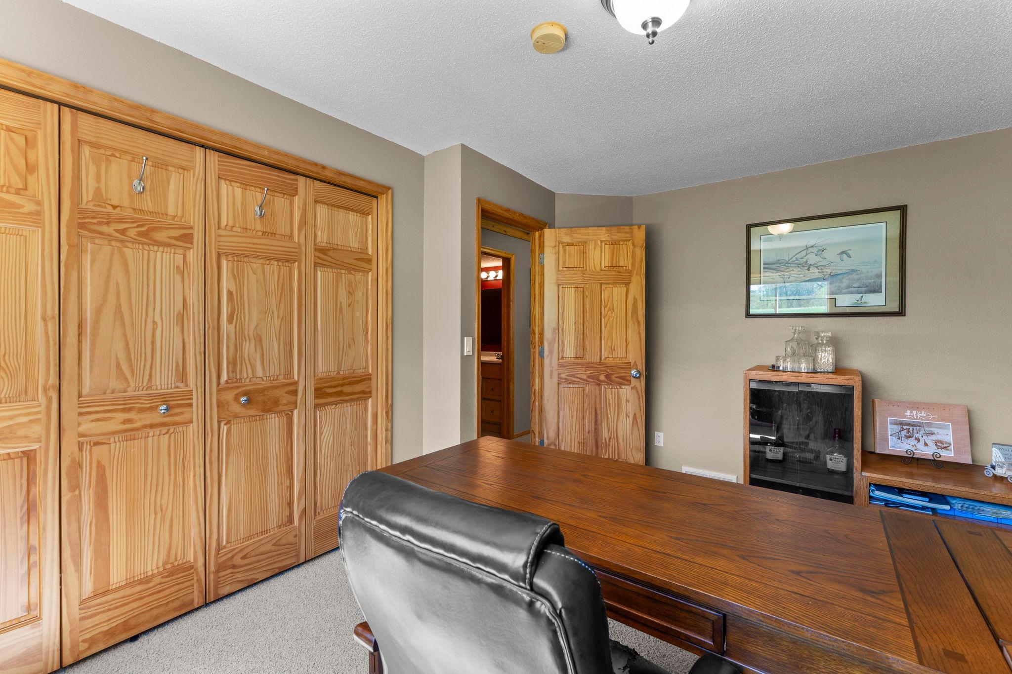5916 Galaxy Road
