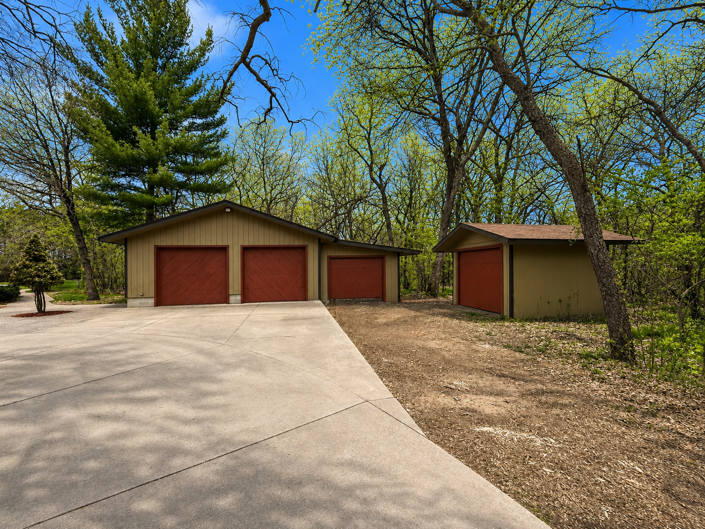 42297 County Road 1