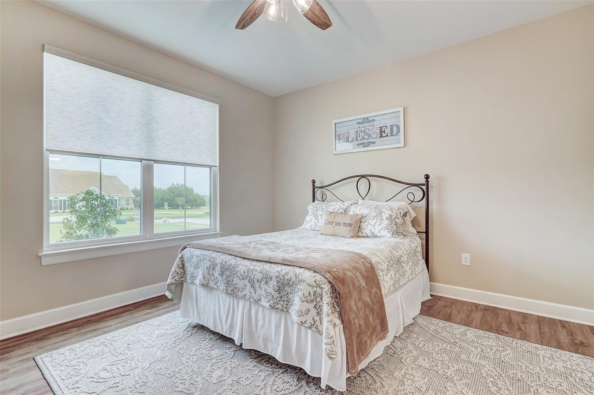 113 Crystal LN