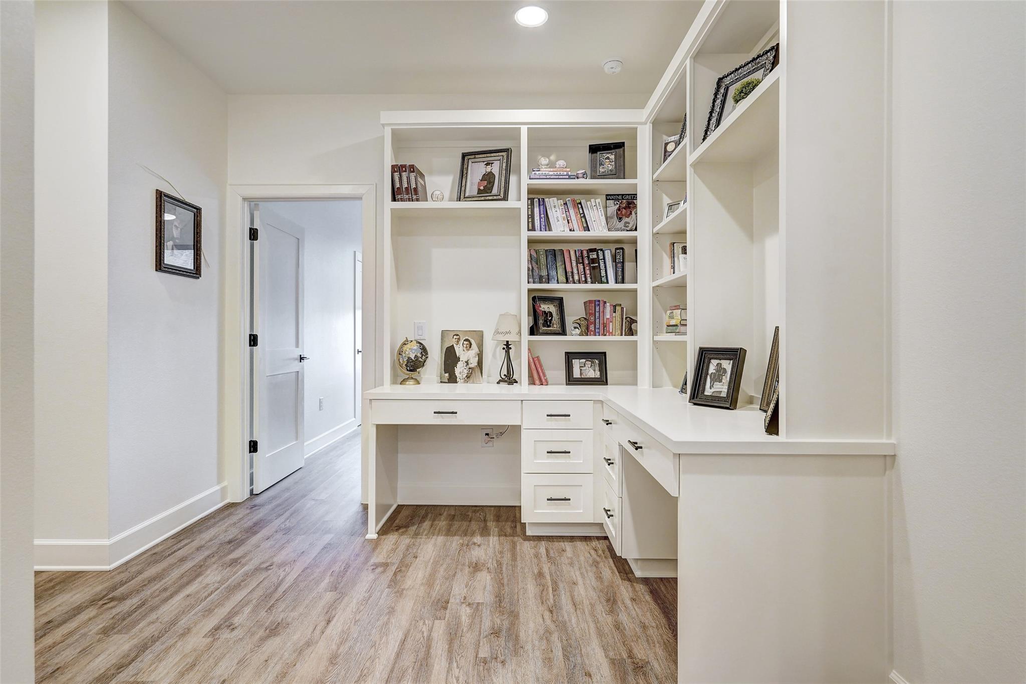 113 Crystal LN