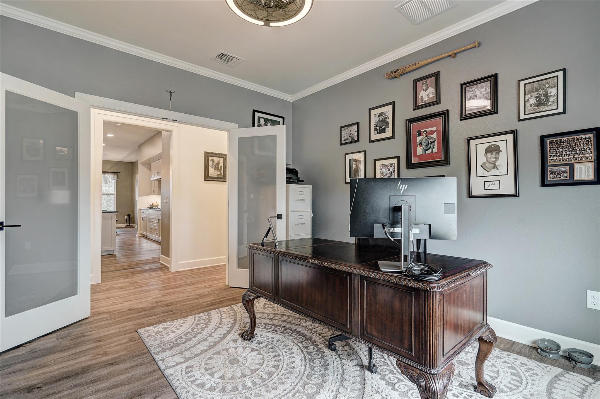 113 Crystal LN