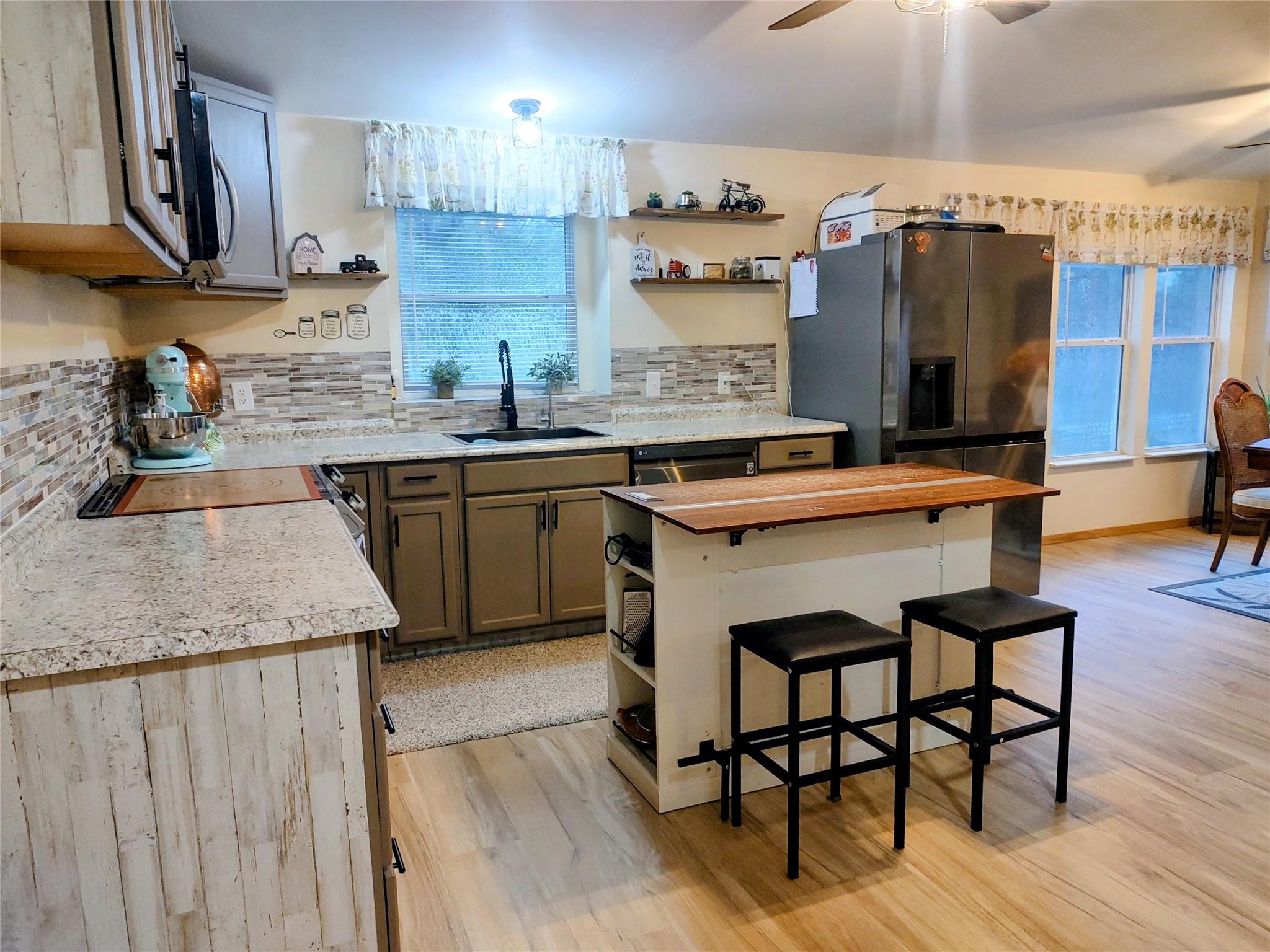 9855 W Ranch Road 1431
