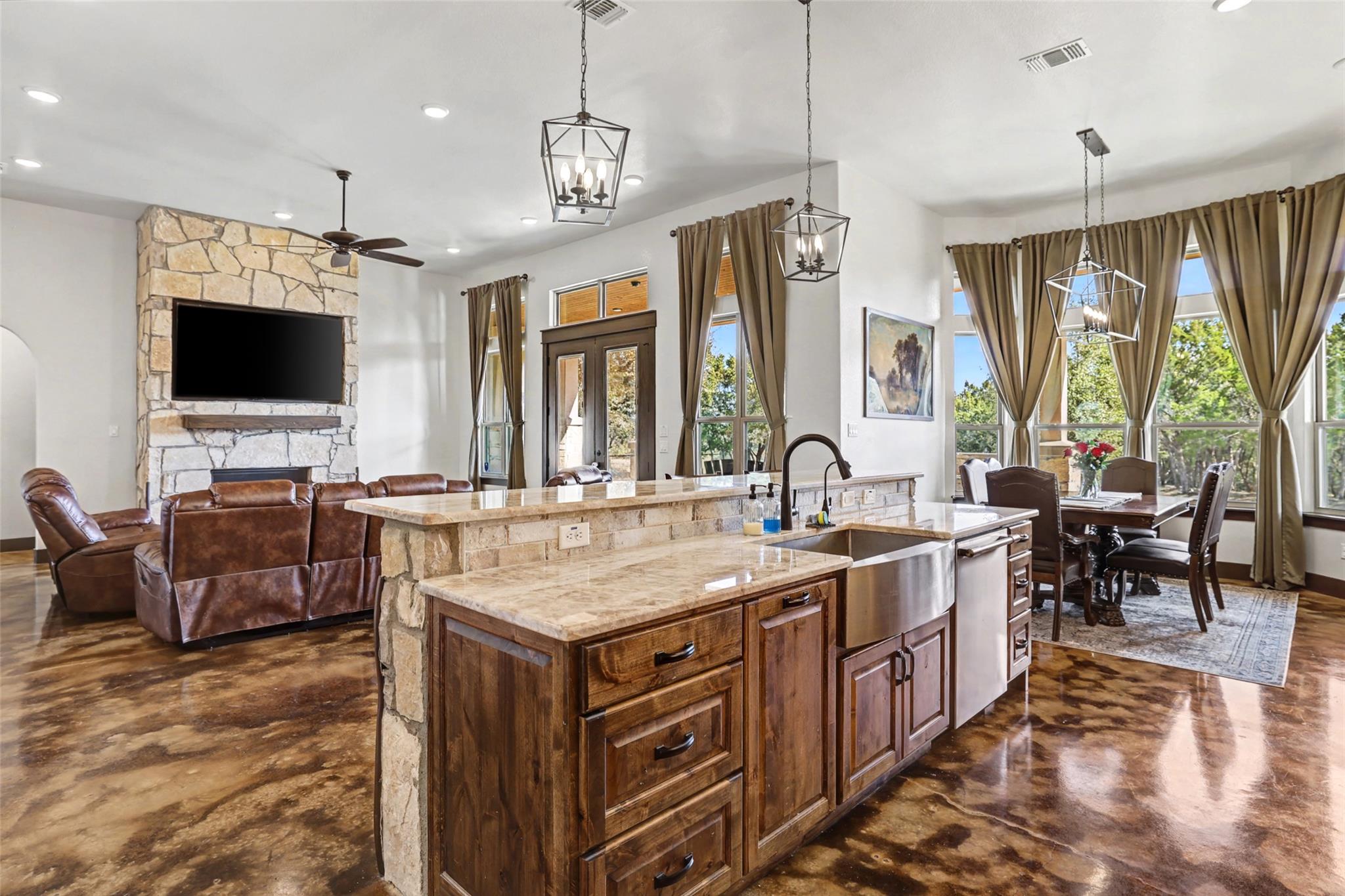 329 Esperanza Petal PASS