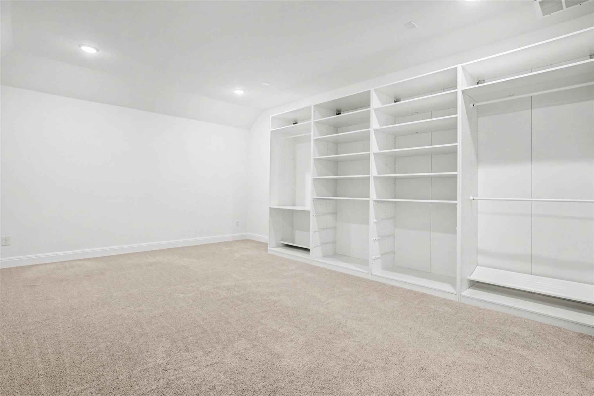 104 Rocky River RD