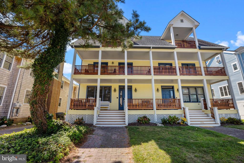 106 HOWARD STREET