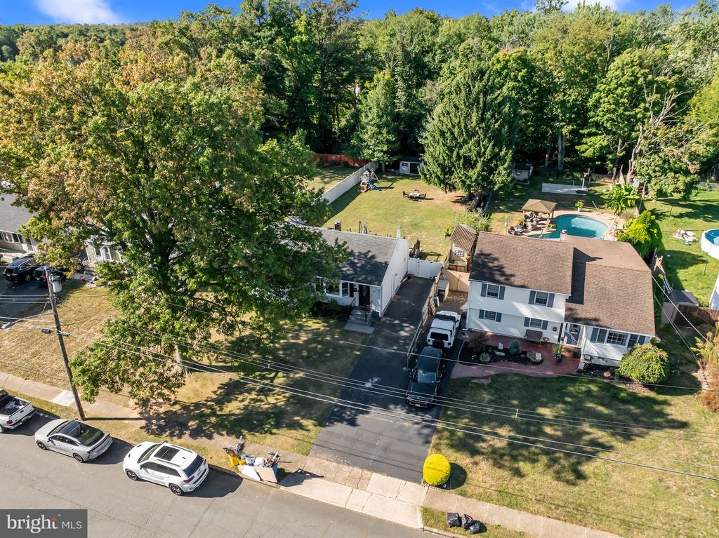 10 HARDWICK DRIVE