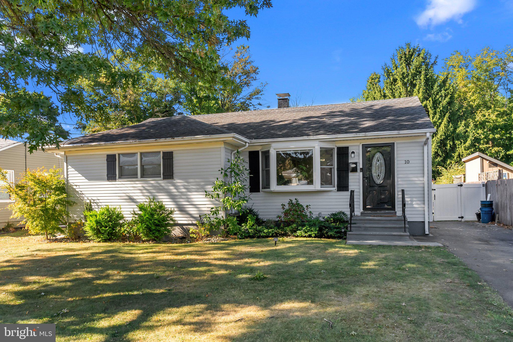 10 HARDWICK DRIVE