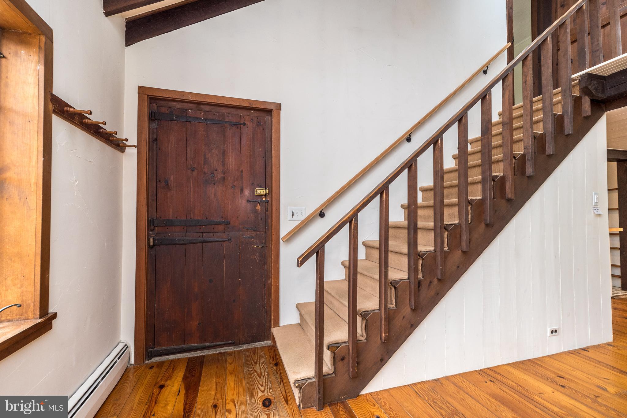 6124 CARVERSVILLE ROAD