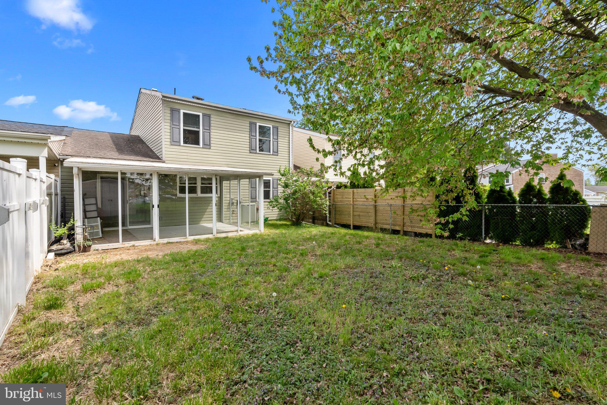 2538 SHARON COURT