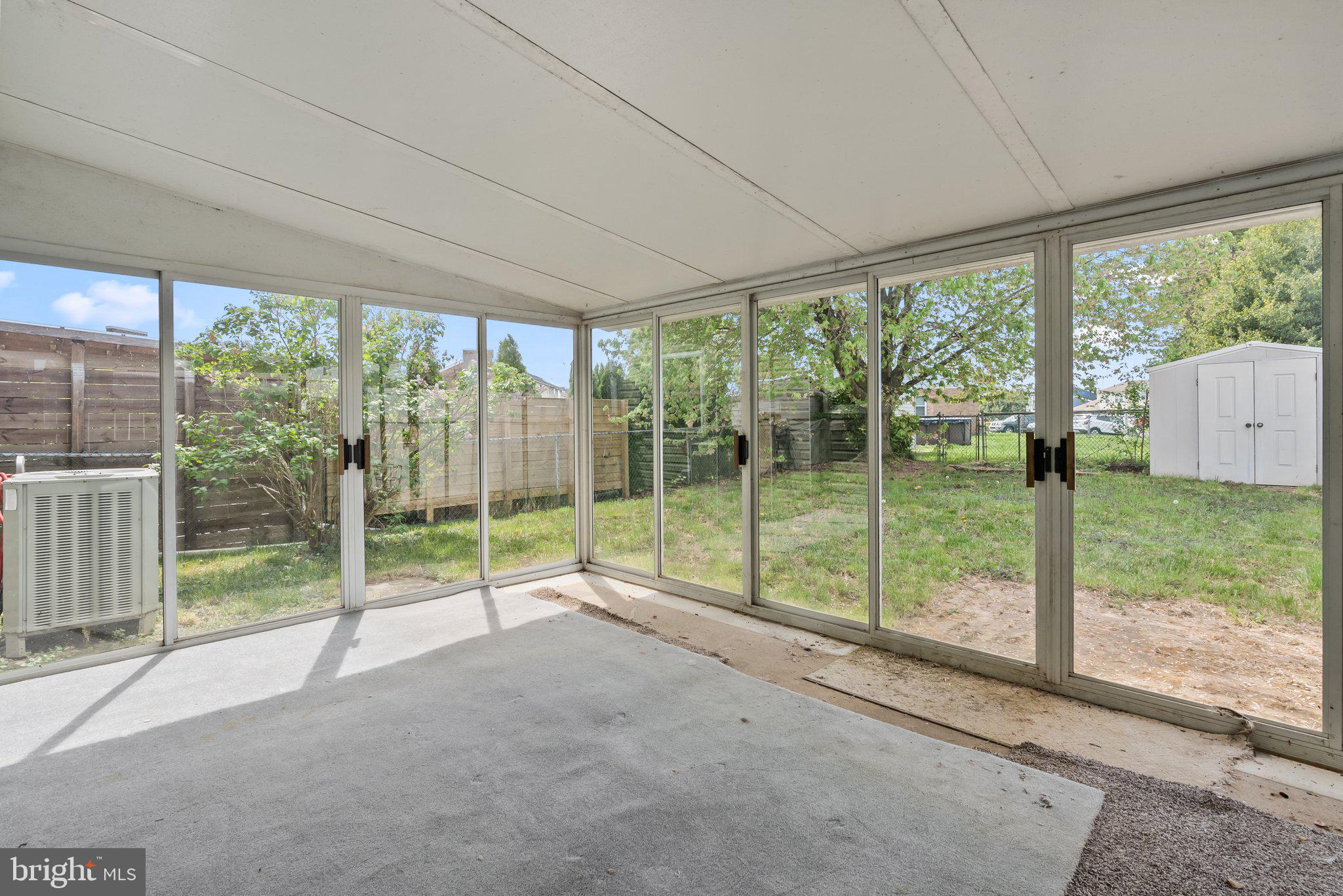 2538 SHARON COURT