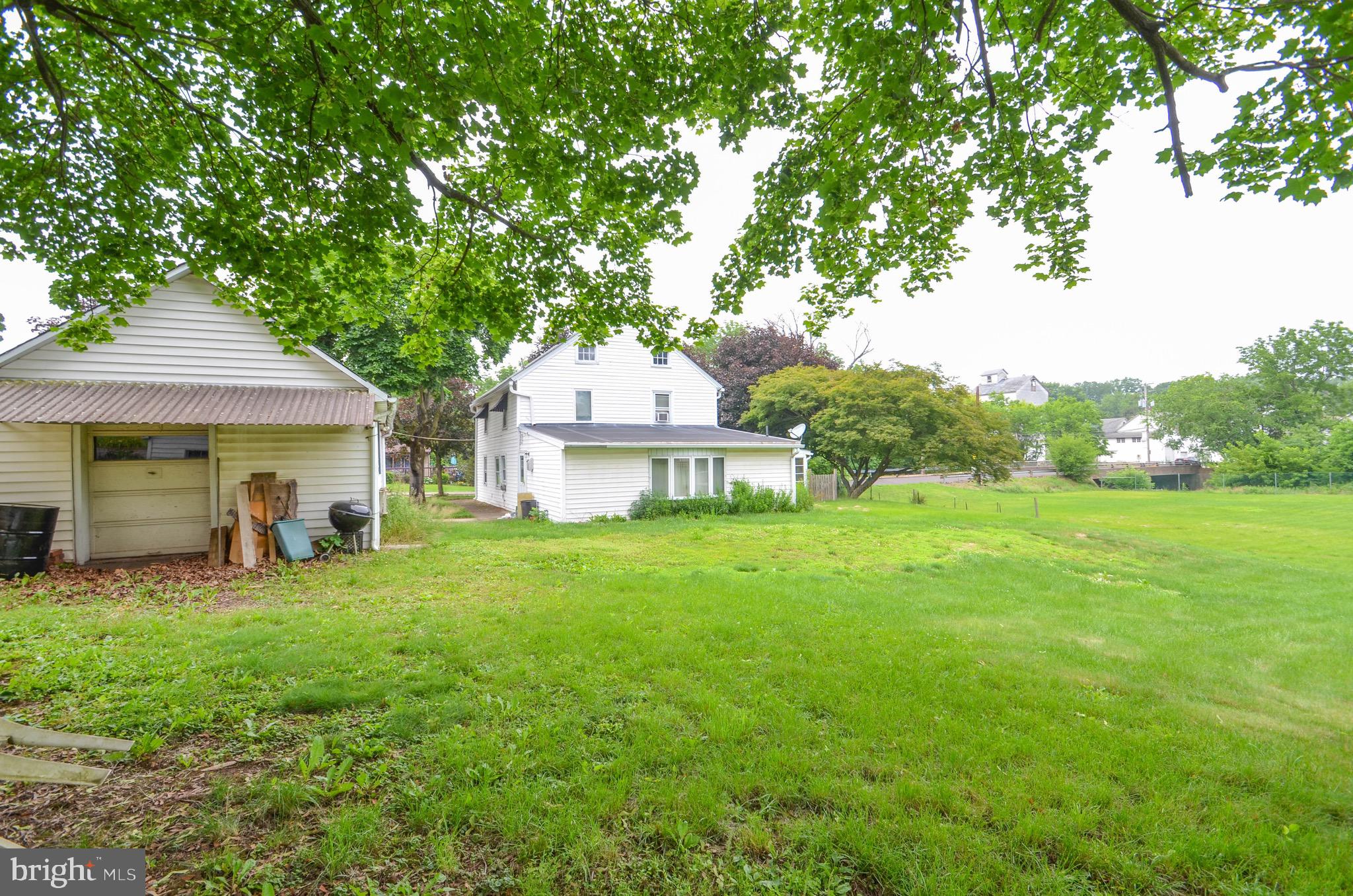 215 S MAIN STREET
