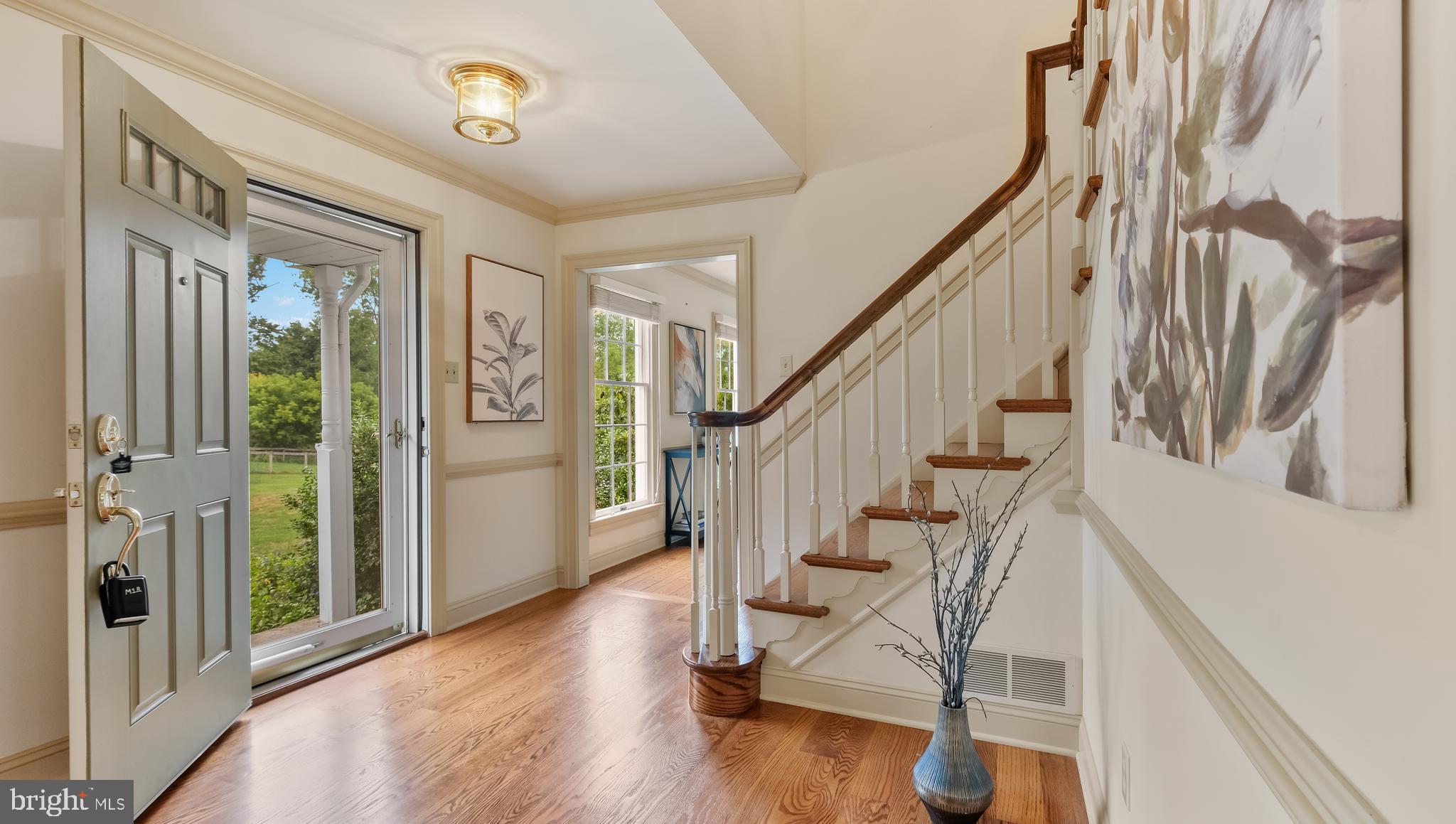 5725 COTTAGEVILLE LANE