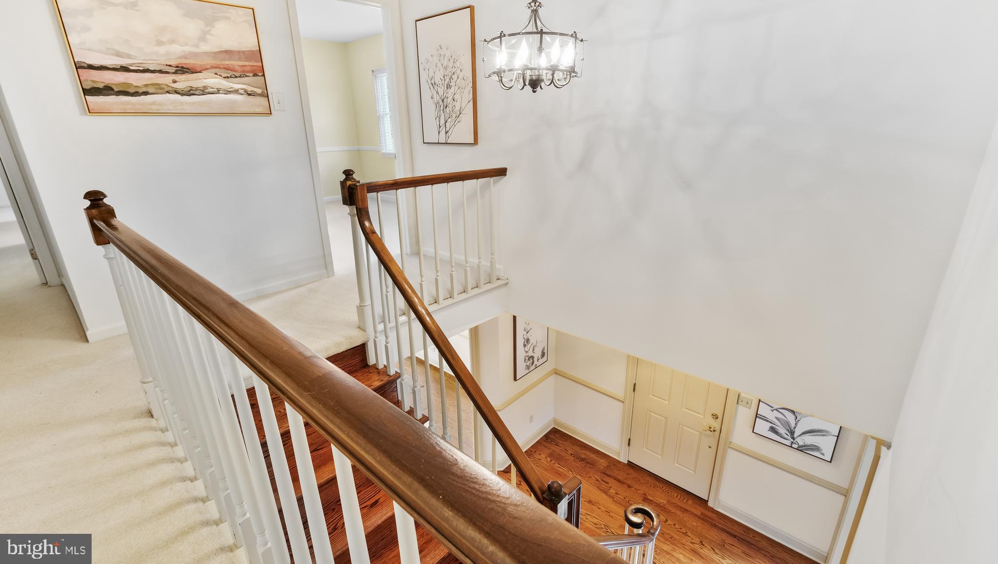 5725 COTTAGEVILLE LANE