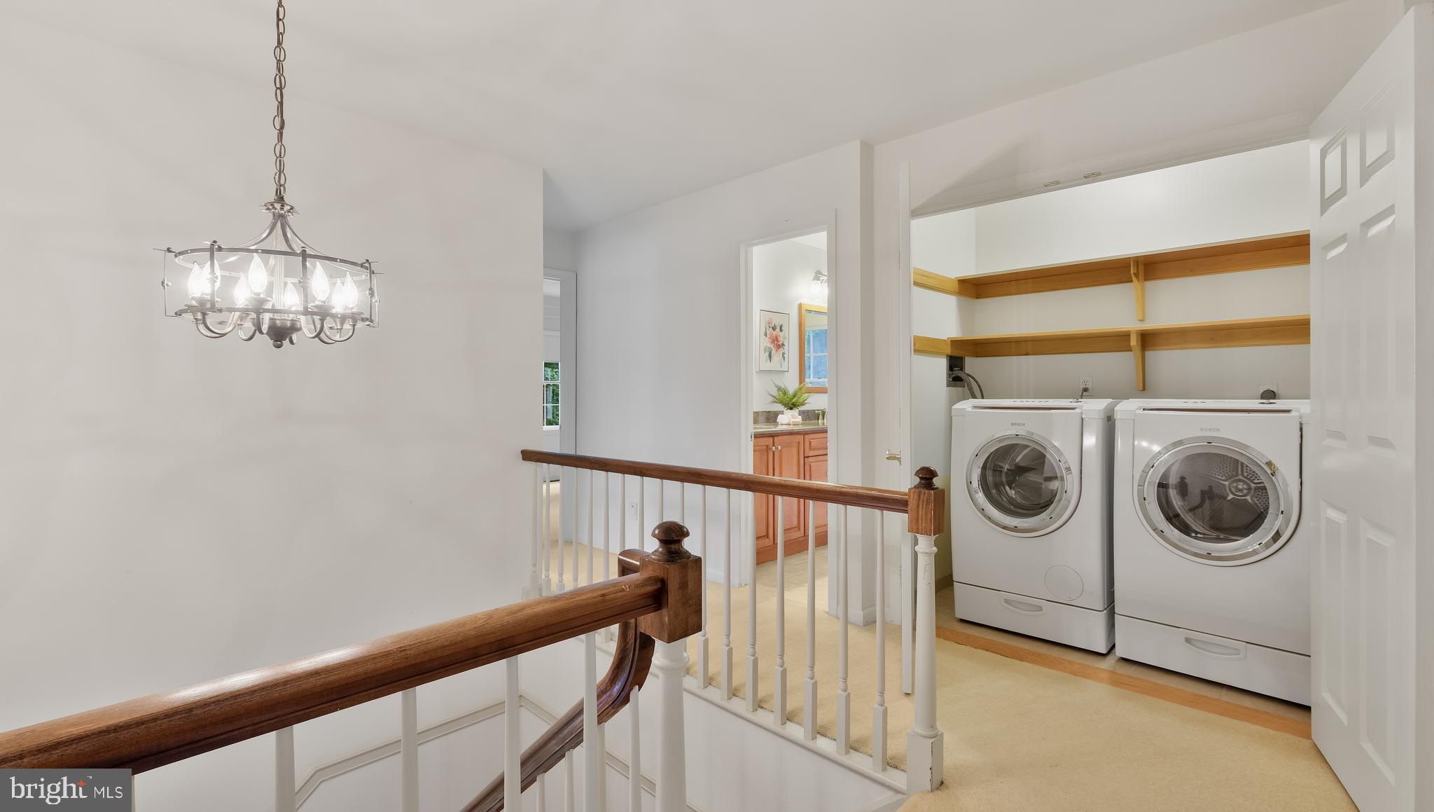 5725 COTTAGEVILLE LANE