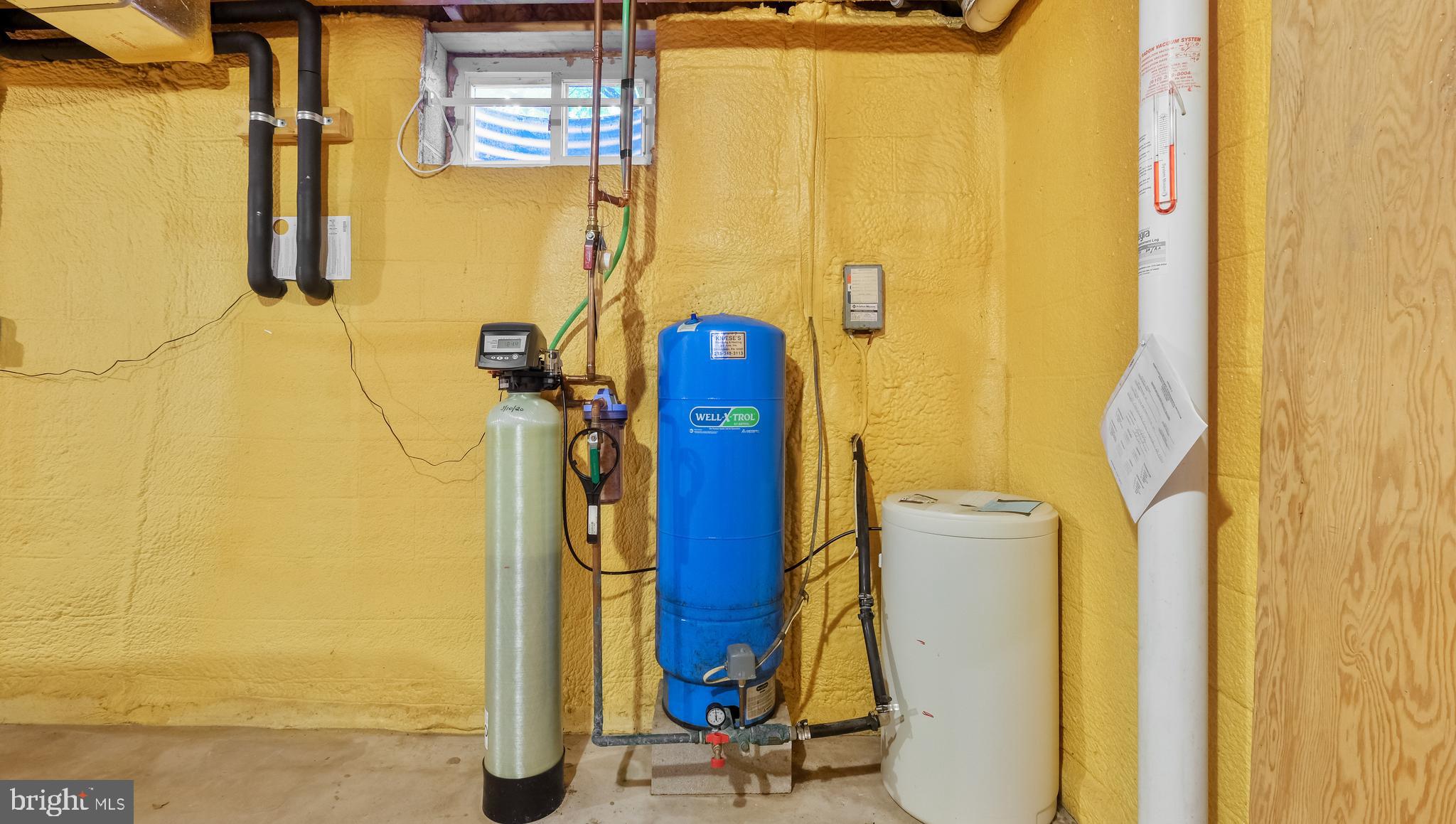 5725 COTTAGEVILLE LANE