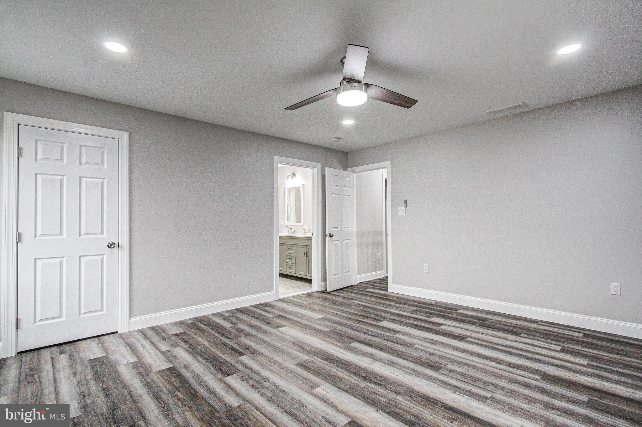 4978 BENSALEM BOULEVARD