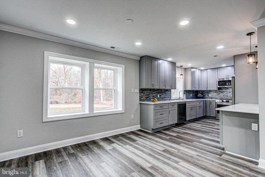 4978 BENSALEM BOULEVARD