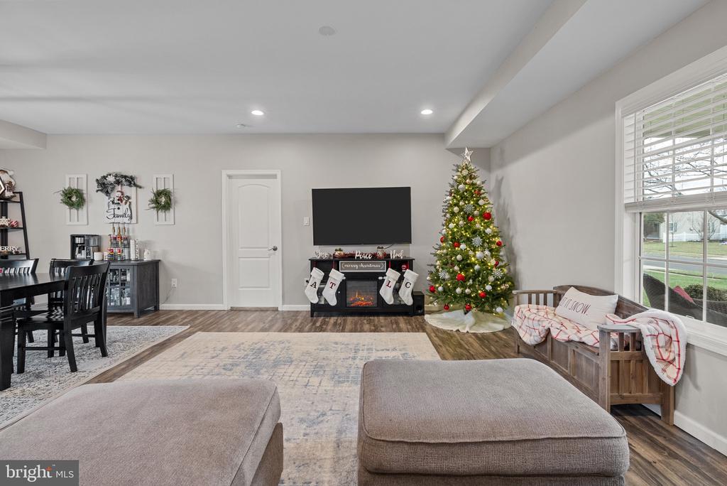1 CHERRY LANE