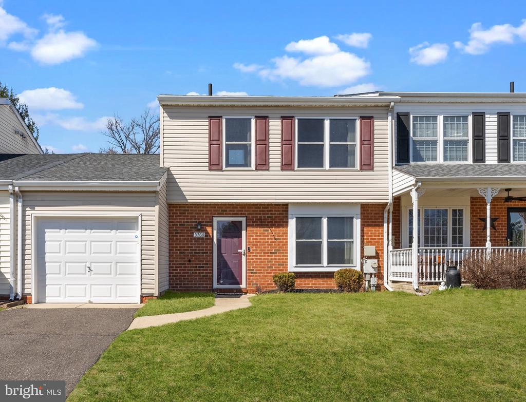 5766 PRESCOTT COURT