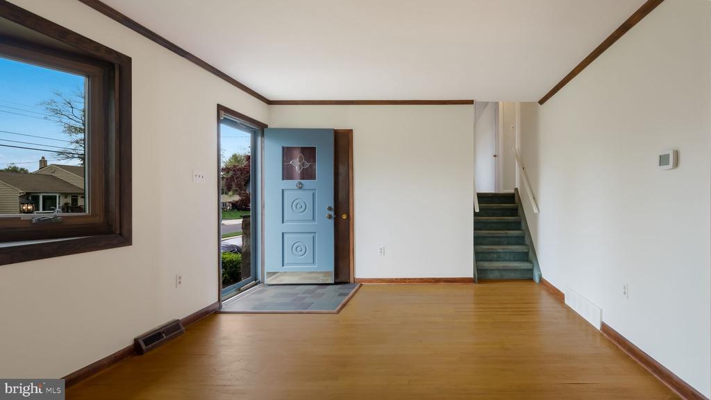 1243 TULIP ROAD