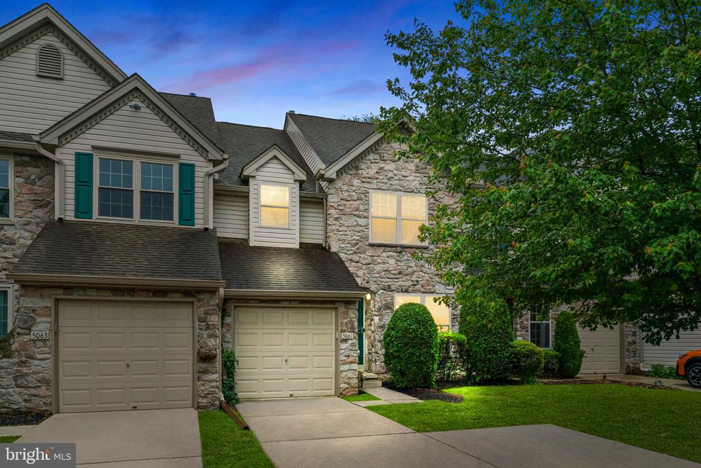 5061 ROSEWOOD DRIVE