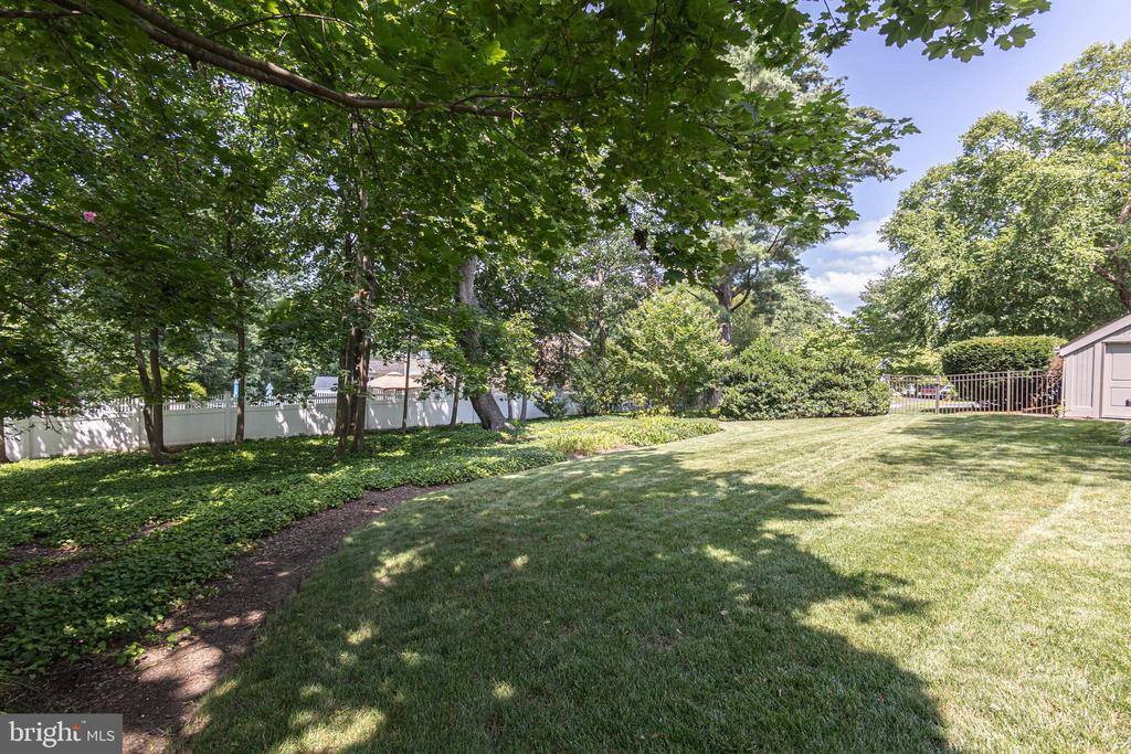 866 WEBER DRIVE