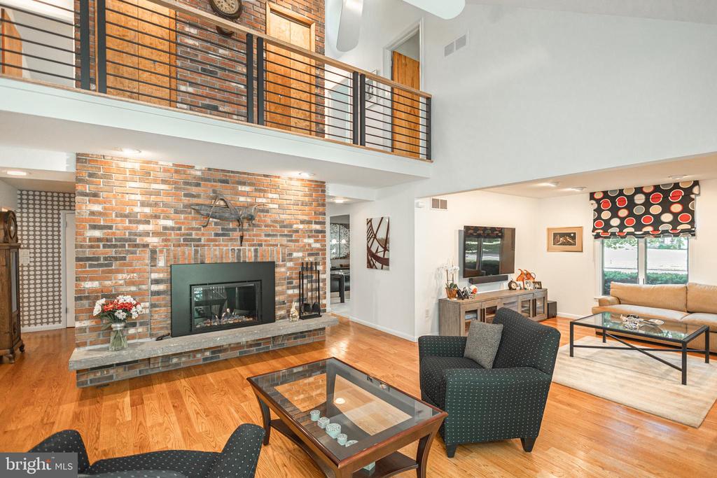 866 WEBER DRIVE