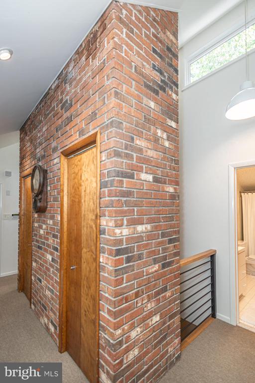 866 WEBER DRIVE