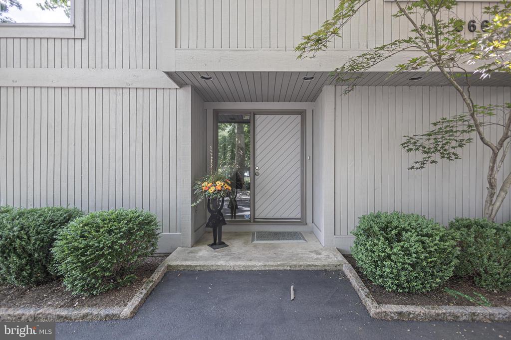 866 WEBER DRIVE