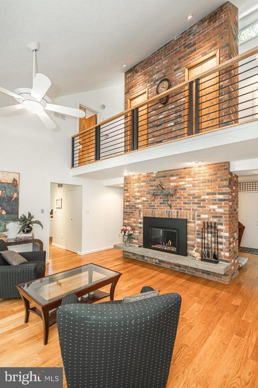 866 WEBER DRIVE