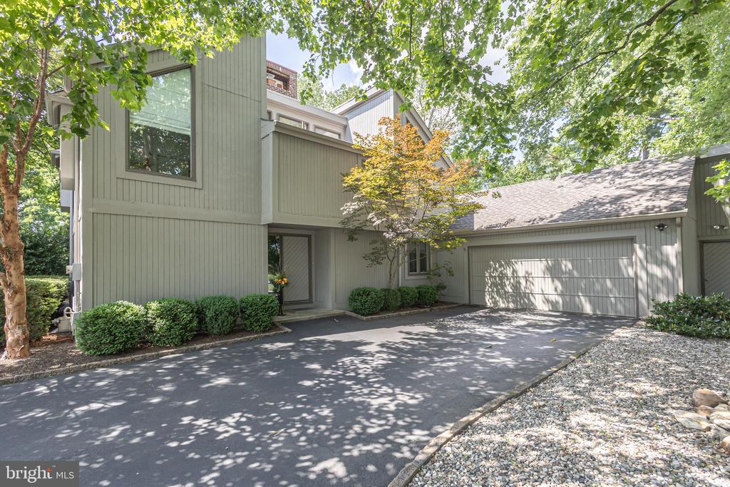 866 WEBER DRIVE