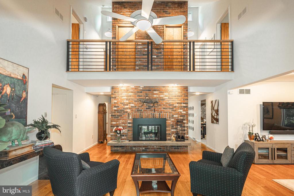 866 WEBER DRIVE