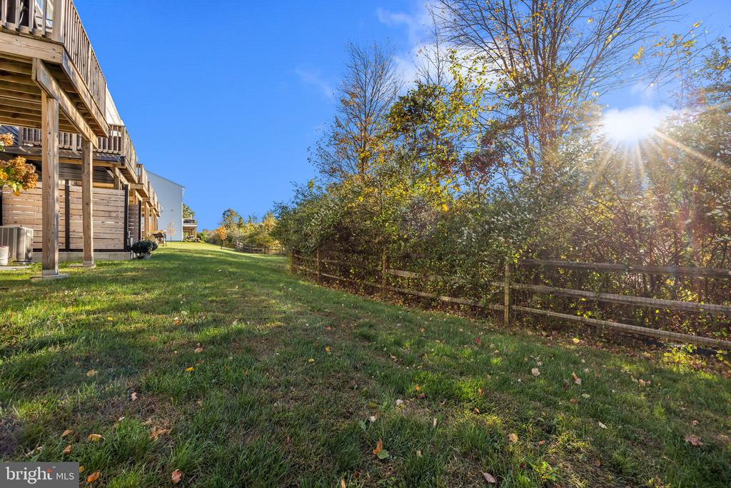 112 EDGEWATER COURT