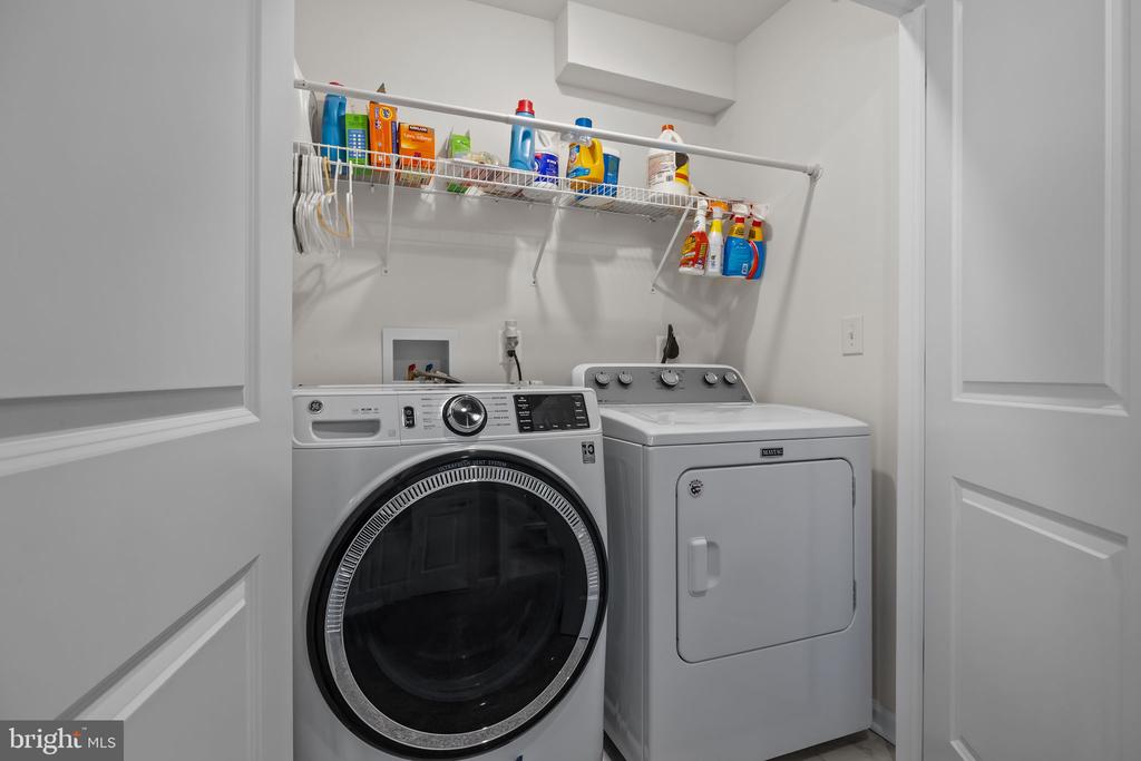 112 EDGEWATER COURT