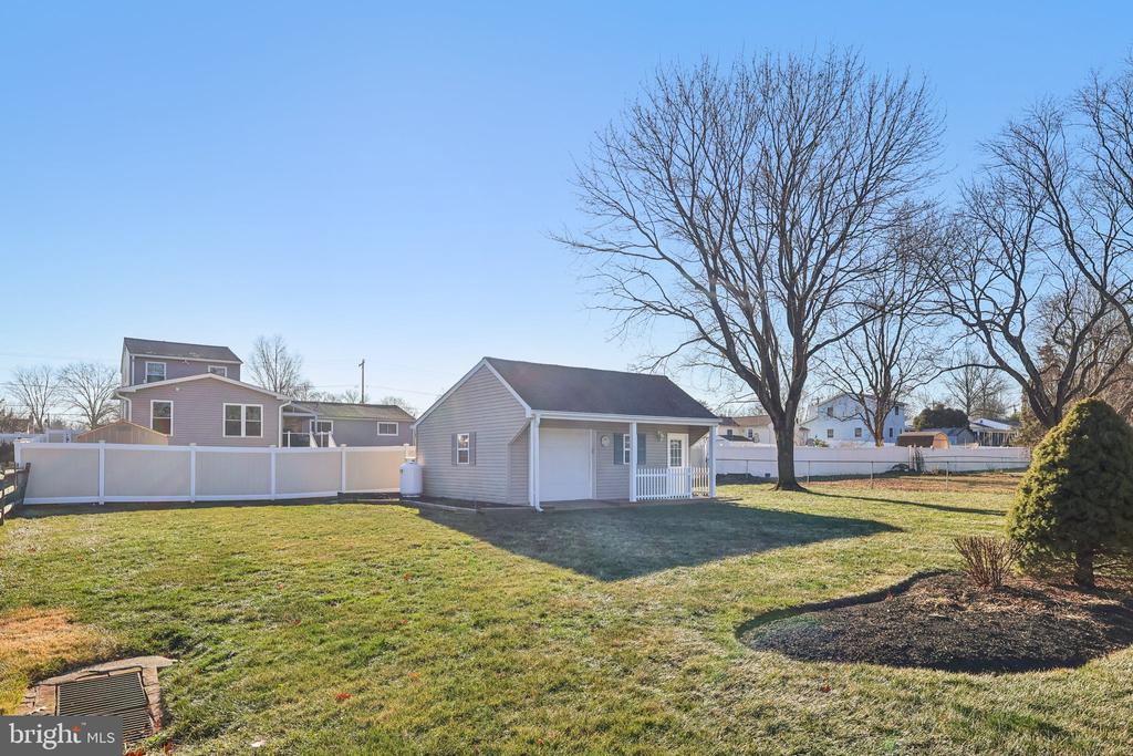 833 VALLEY ROAD