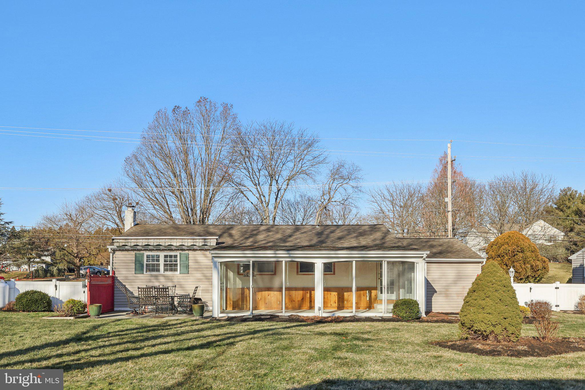 833 VALLEY ROAD