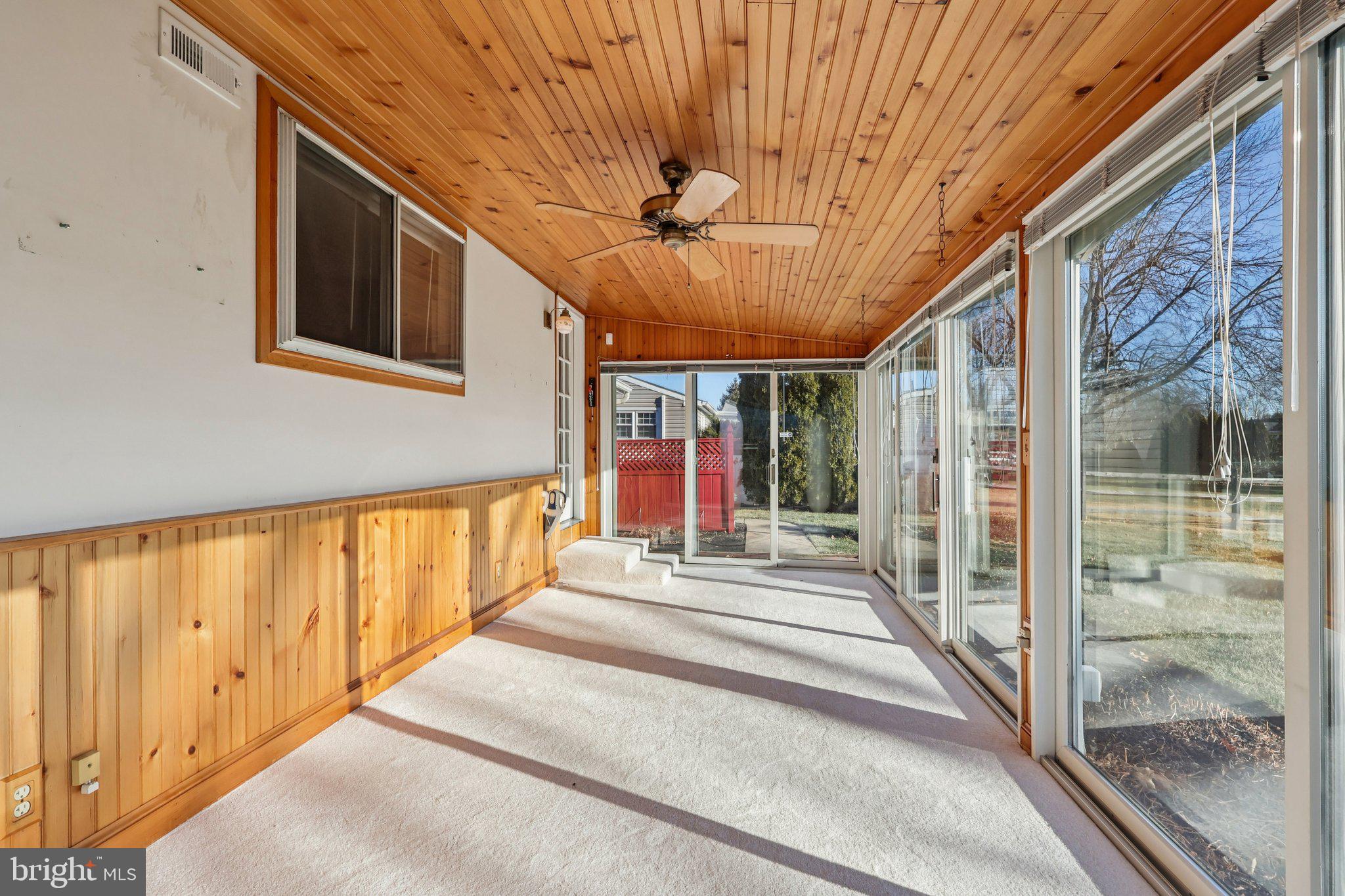 833 VALLEY ROAD
