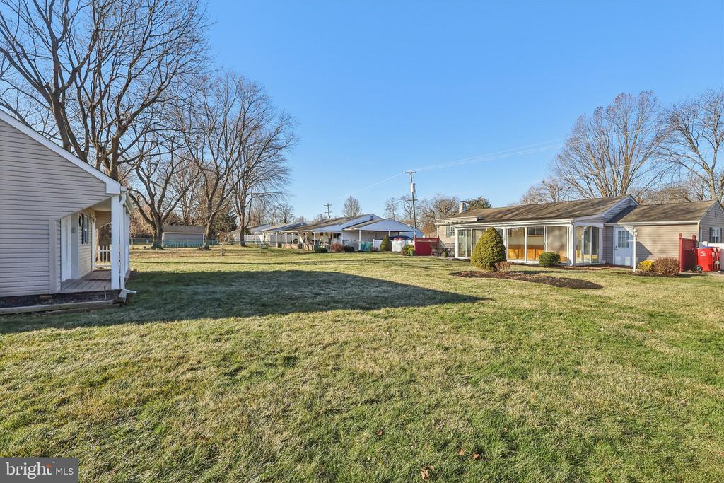 833 VALLEY ROAD